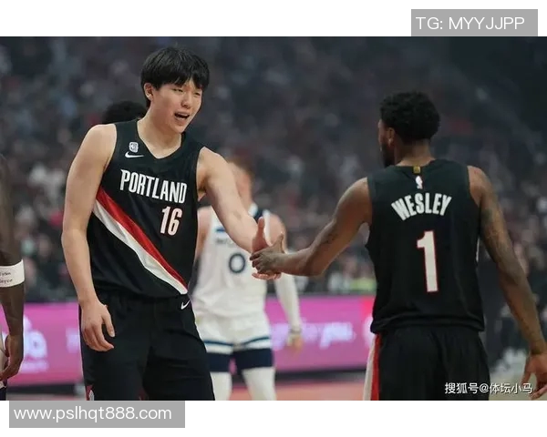 杨瀚森闪耀开拓者惜败！年轻球员成长见证输球收获，逆向思维点亮重建之路